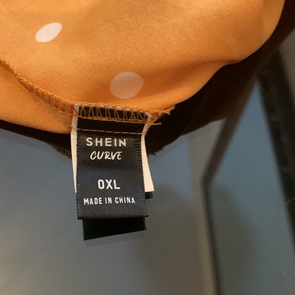 Polk-a-Dot Shein Blouse - Picture 5 of 6